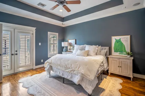 $435,000 | 905 West 23rd Street, Houston, TX 77008