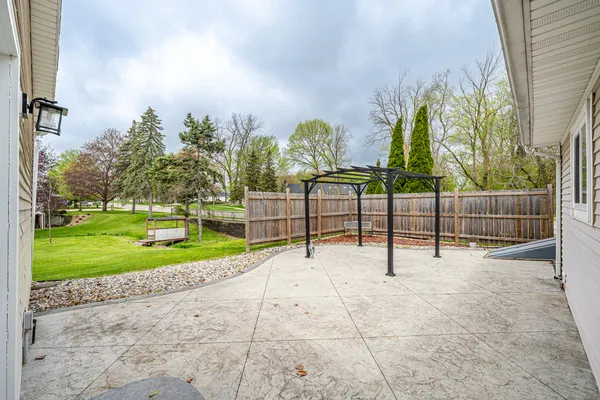 $257,500 | 106 Park Street, Portland, MI 48875