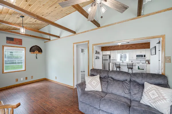 $257,500 | 106 Park Street, Portland, MI 48875