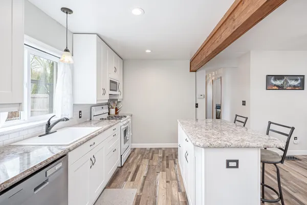 $257,500 | 106 Park Street, Portland, MI 48875