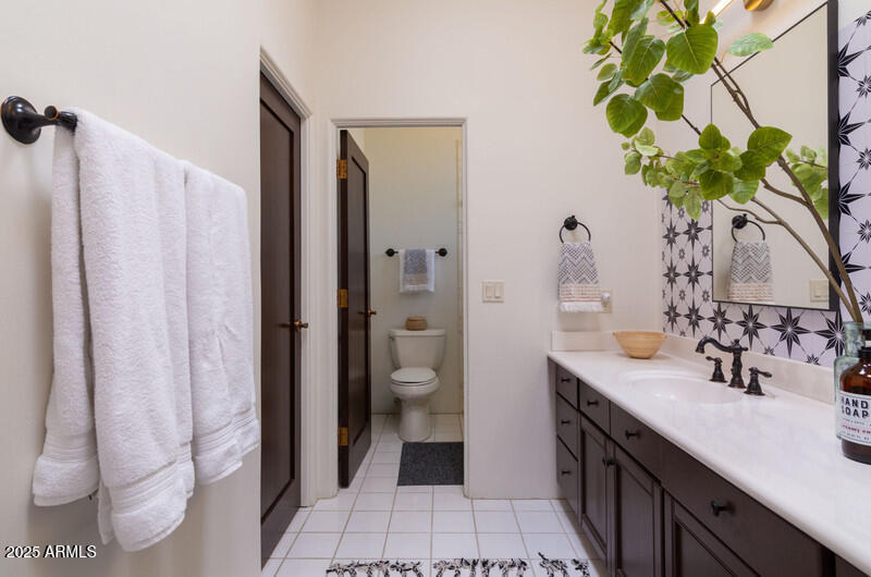 9796 East Gamble Lane Scottsdale, AZ 85262 - Photo 18 of 37 Secondary Bath 2