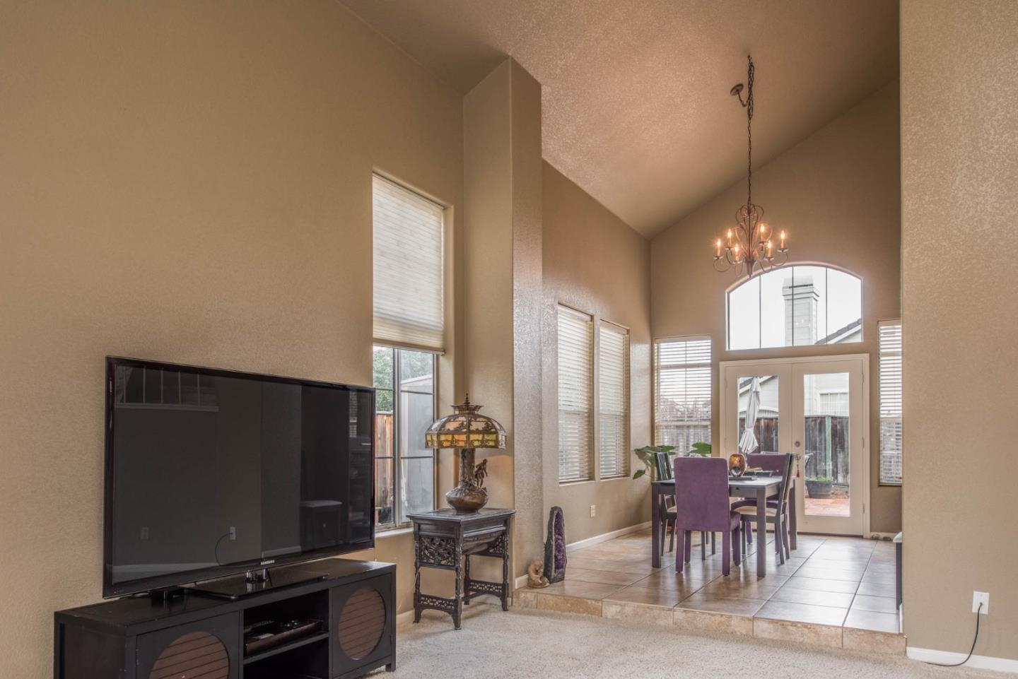 17617 River Run Road Salinas, CA 93908 - Photo 4 of 22 Gallery Image 4