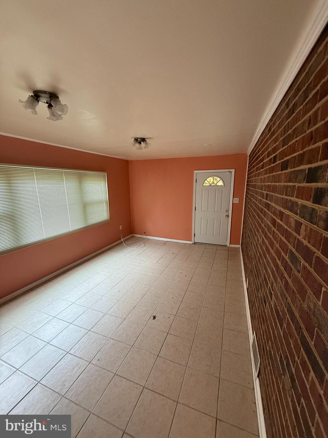3413 Dunnington Road Beltsville, MD 20705 - Photo 7 of 38