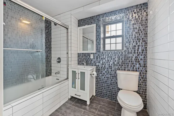 $3,491 | 4828 Barnes Avenue, Unit 1 | Wakefield