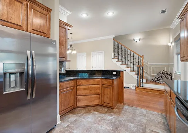 $2,100 | 845 Montgomery Street, Mandeville, LA 70448