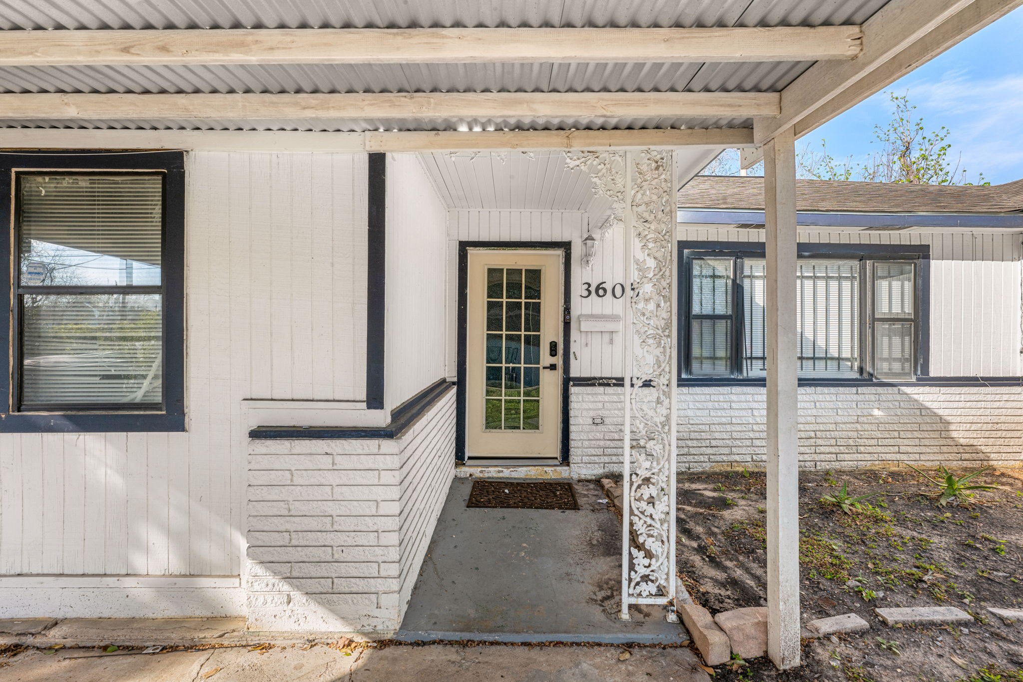 3605 Corder Street Houston, TX 77021 - Photo 4 of 21 Schedule your showing today!