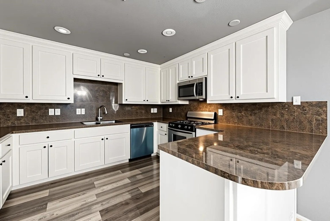 3605 Corder Street Houston, TX 77021 - Photo 5 of 21 Virtually Staged for your Enjoyment