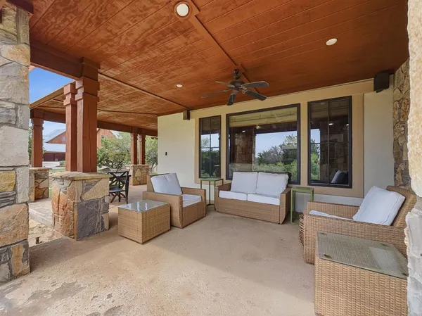 $575,000 | 2033 Harbor Way, Unit 104, Graford, TX 76449