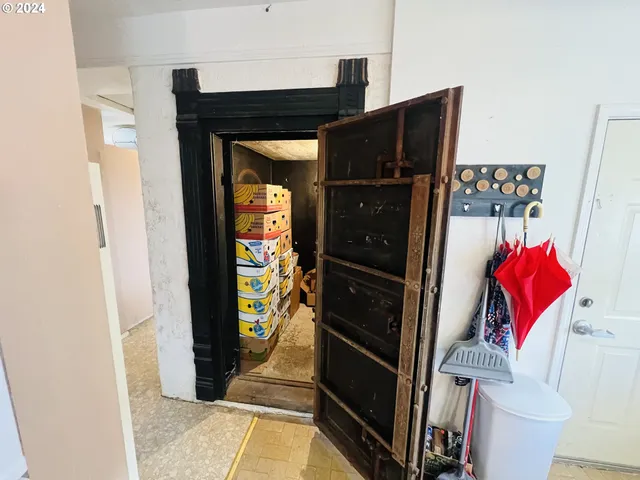 $245,000 | 510 Fir Street, Powers, OR 97466