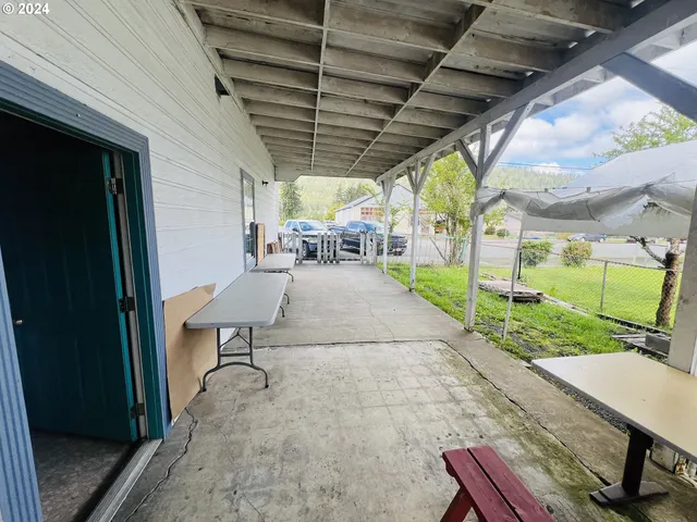 $245,000 | 510 Fir Street, Powers, OR 97466