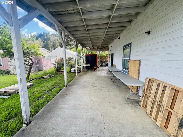 $245,000 | 510 Fir Street, Powers, OR 97466