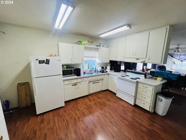 $245,000 | 510 Fir Street, Powers, OR 97466