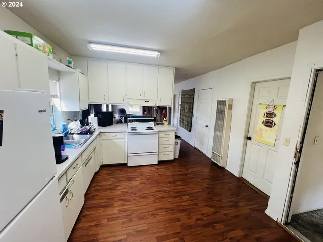 $245,000 | 510 Fir Street, Powers, OR 97466