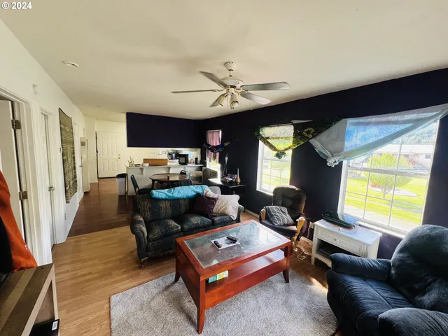 $245,000 | 510 Fir Street, Powers, OR 97466