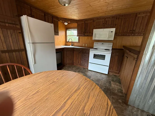 $795 | 11380 Crestview Lane, Frankston, TX 75763