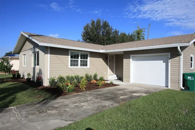 $279,900 | 572 Orange Avenue, Sebastian, FL 32958