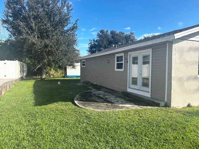 $279,900 | 572 Orange Avenue, Sebastian, FL 32958