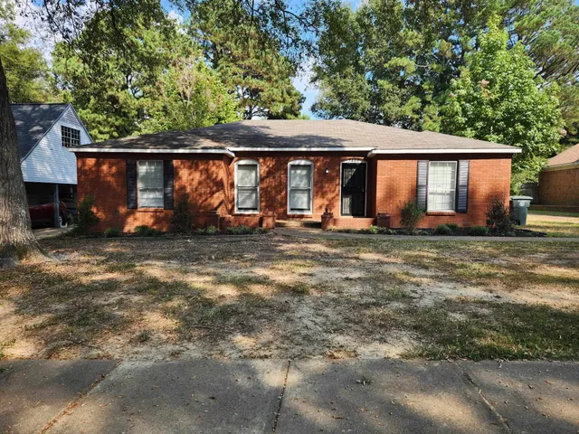 $239,900 | 3446 Fox Meadows Road, Memphis, TN 38115