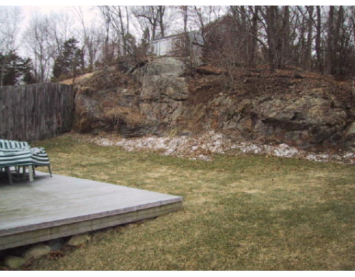105 Harland Road Waltham, MA 02453 - Photo 8 of 8