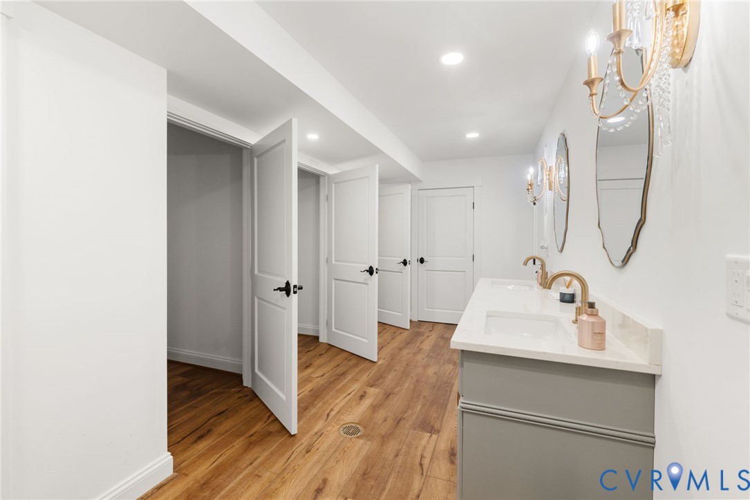 189 Old Buckingham Road Cumberland, VA 23040 - Photo 29 of 50 a bathroom with a sink mirror and vanity