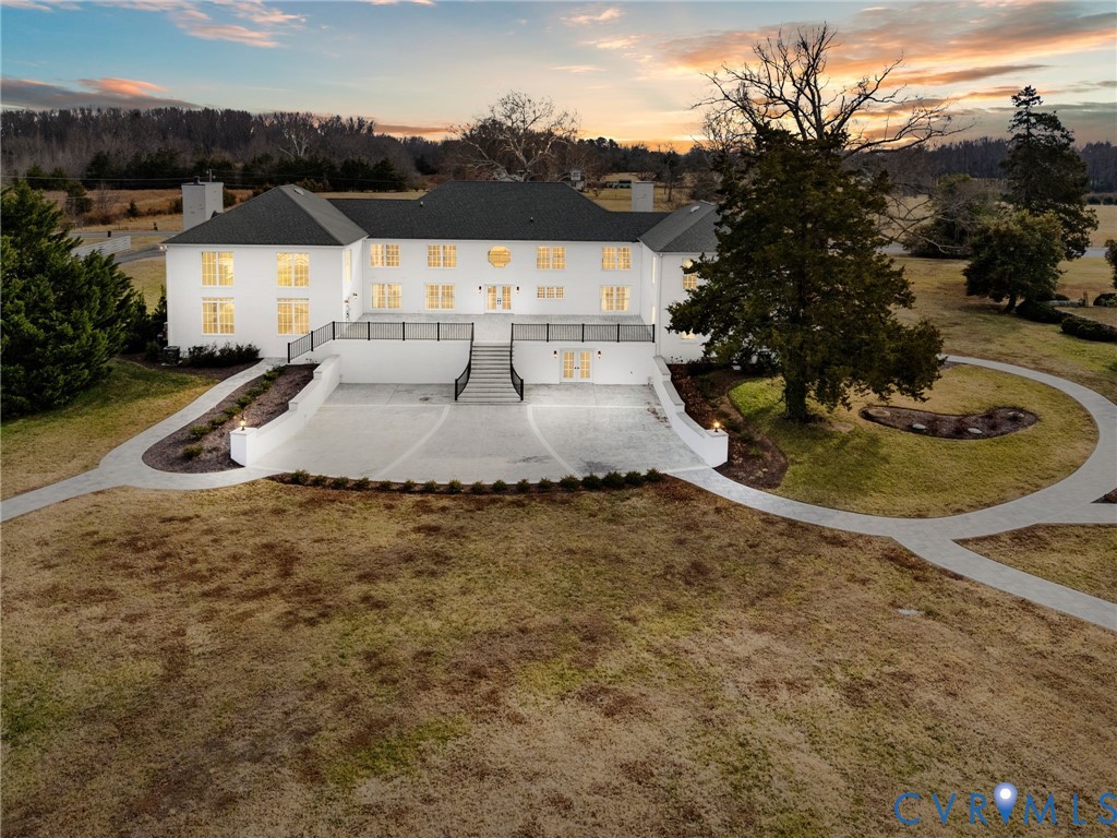 189 Old Buckingham Road Cumberland, VA 23040 - Photo 5 of 50 a front view of a house with a yard