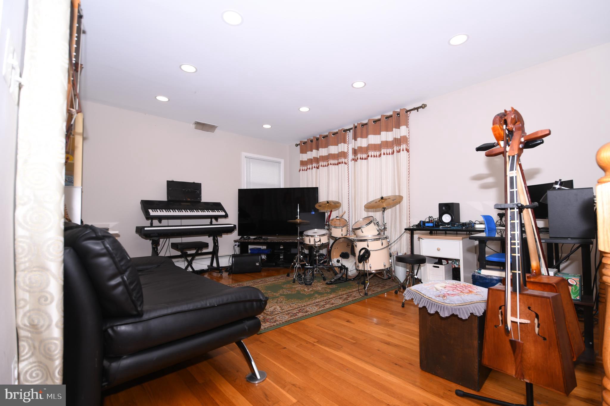 111 Spring Street Gaithersburg, MD 20877 - Photo 42 of 95