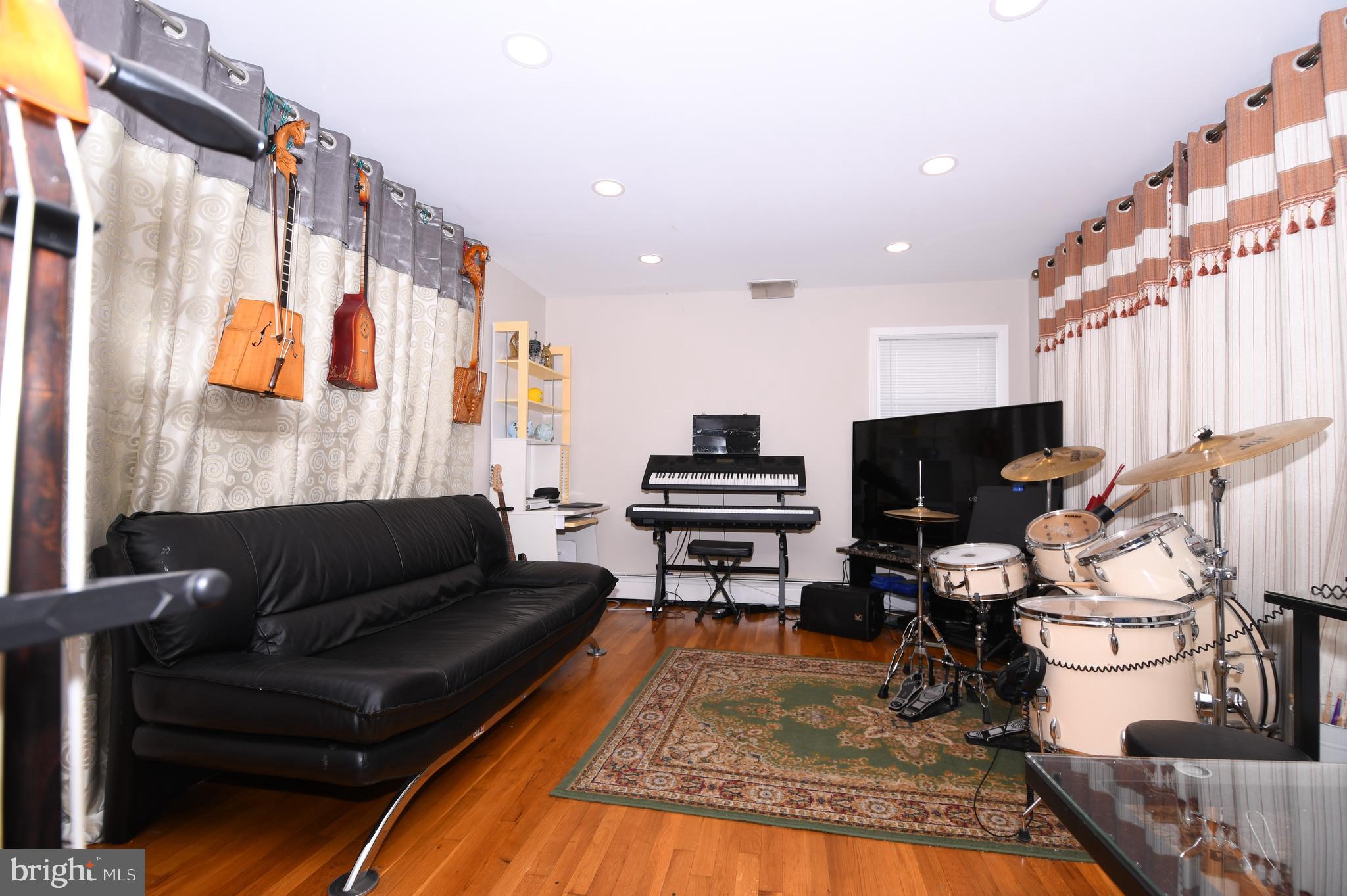 111 Spring Street Gaithersburg, MD 20877 - Photo 43 of 95