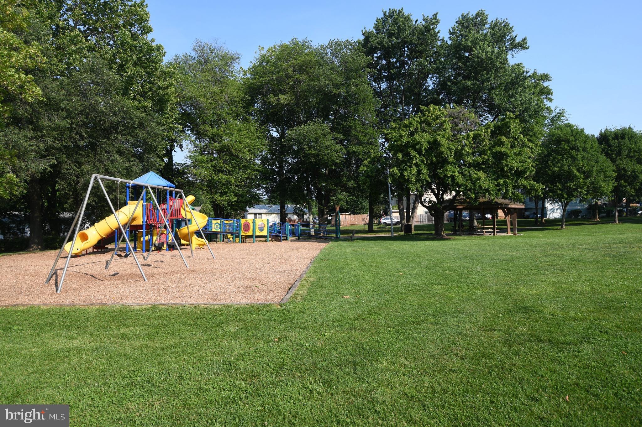 111 Spring Street Gaithersburg, MD 20877 - Photo 5 of 11 a view of park