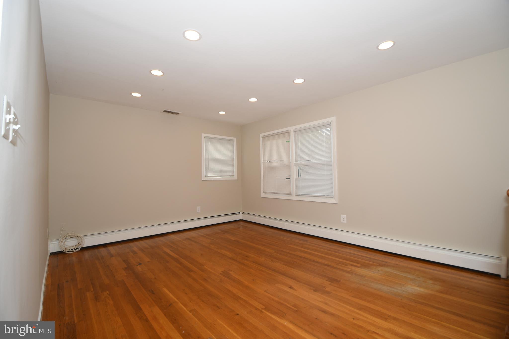 111 Spring Street Gaithersburg, MD 20877 - Photo 6 of 95