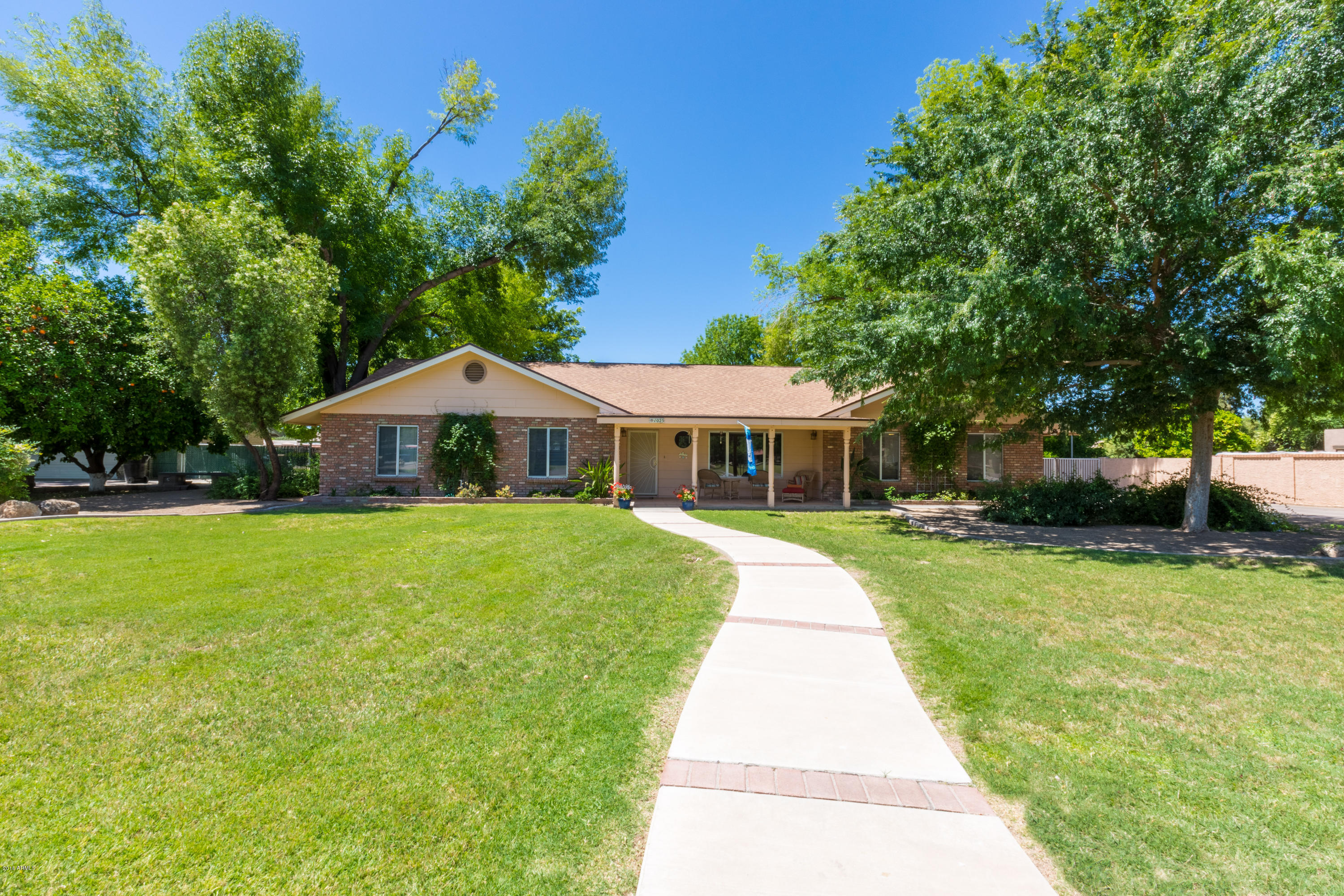 1025 East El Freda Road Tempe, AZ 85284 - Photo 54 of 76 522A2009-HDR
