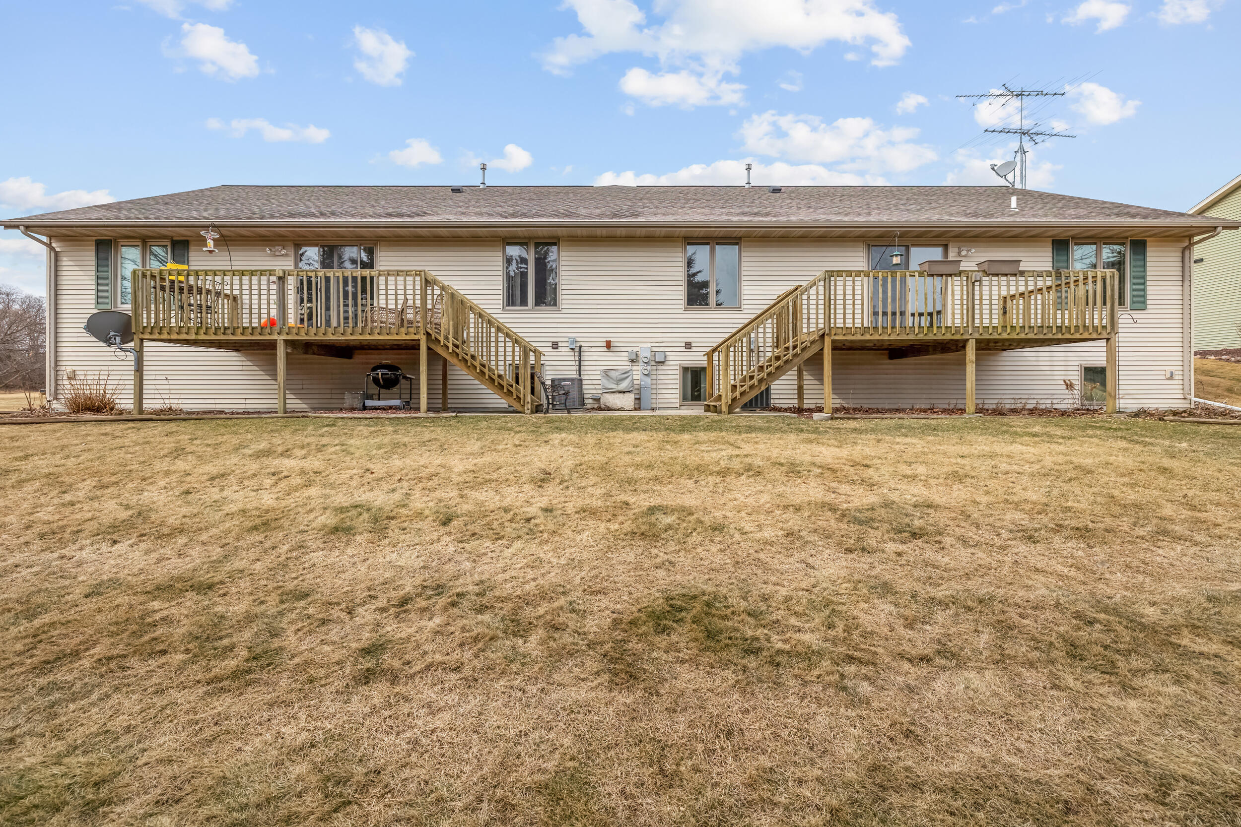 1105 Linden Street, Unit 1107 Cleveland, WI 53015 - Photo 23 of 47 Double decks to backyard