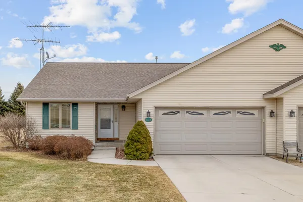 $425,000 | 1105 Linden Street, Unit 1107, Cleveland, WI 53015