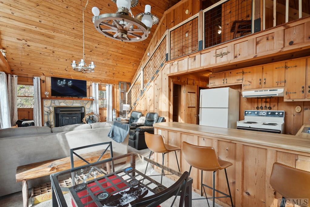 348 Doe Falls Road Highlands, NC 28741 - Photo 5 of 38 Gallery Image 5