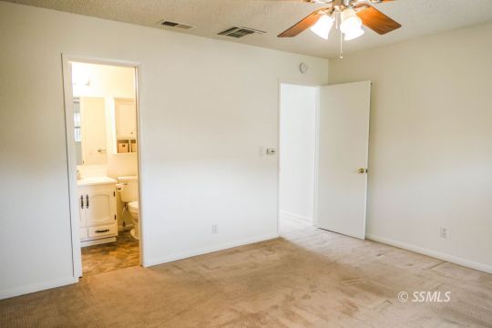 915 West Sullivan Avenue Ridgecrest, CA 93555 - Photo 26 of 42