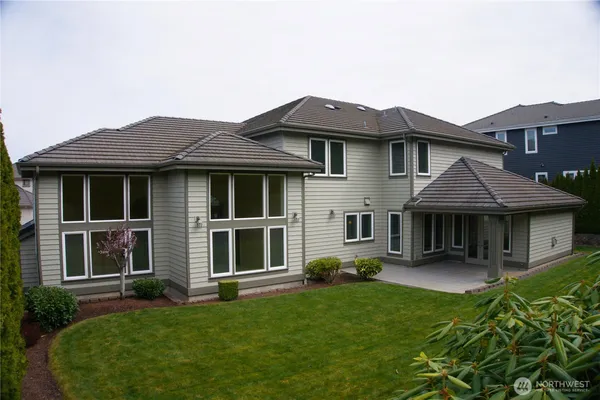 $2,975,000 | 8225 155th Avenue Southeast, Newcastle, WA 98059