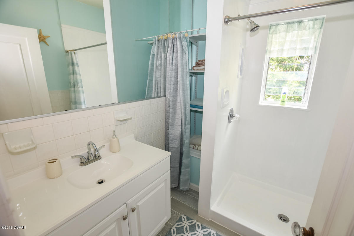 541 Riverside Drive Ormond Beach, FL 32176 - Photo 38 of 54 guest bathroom