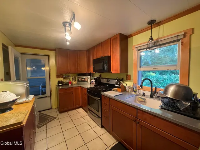 $285,000 | 176 Alder Meadow Road, Schroon Lake, NY 12870