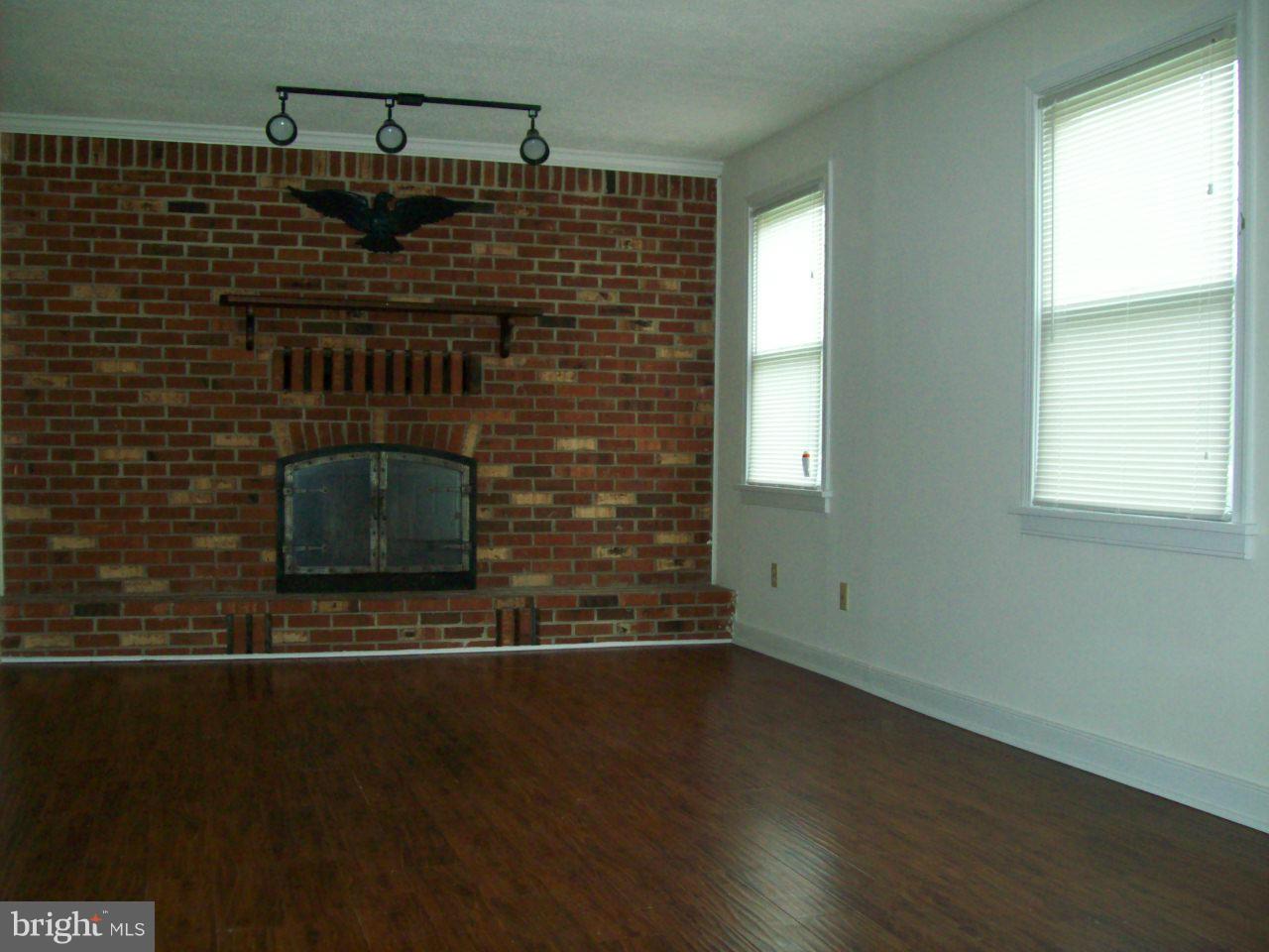 12307 Livingston Street Silver Spring, MD 20902 - Photo 7 of 14 Living Room