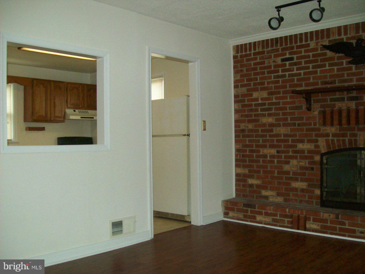 12307 Livingston Street Silver Spring, MD 20902 - Photo 8 of 14 Living Room