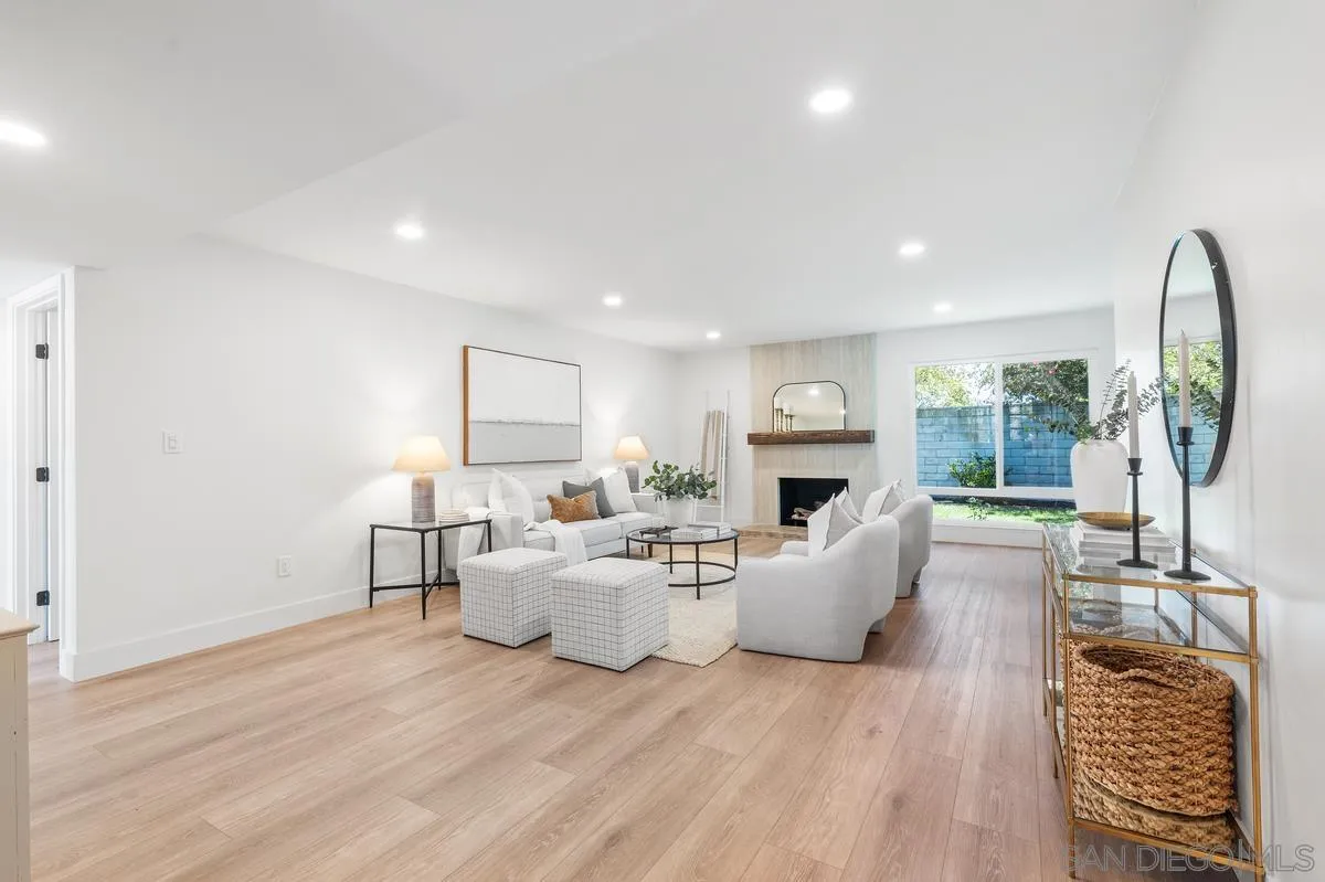 16519 Gabarda Road San Diego, CA 92128 - Photo 5 of 37