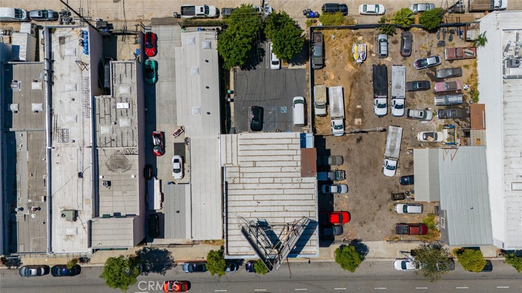 6623 San Fernando Road, Unit A Glendale, CA 91201 - Photo 30 of 33 a front view of a building with street