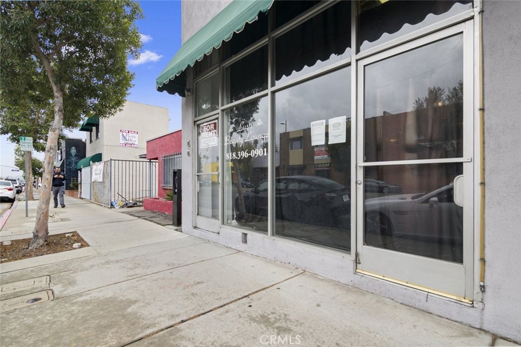 6623 San Fernando Road, Unit A Glendale, CA 91201 - Photo 3 of 33