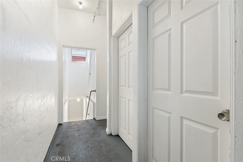 6623 San Fernando Road, Unit A Glendale, CA 91201 - Photo 4 of 33 a view of an empty room