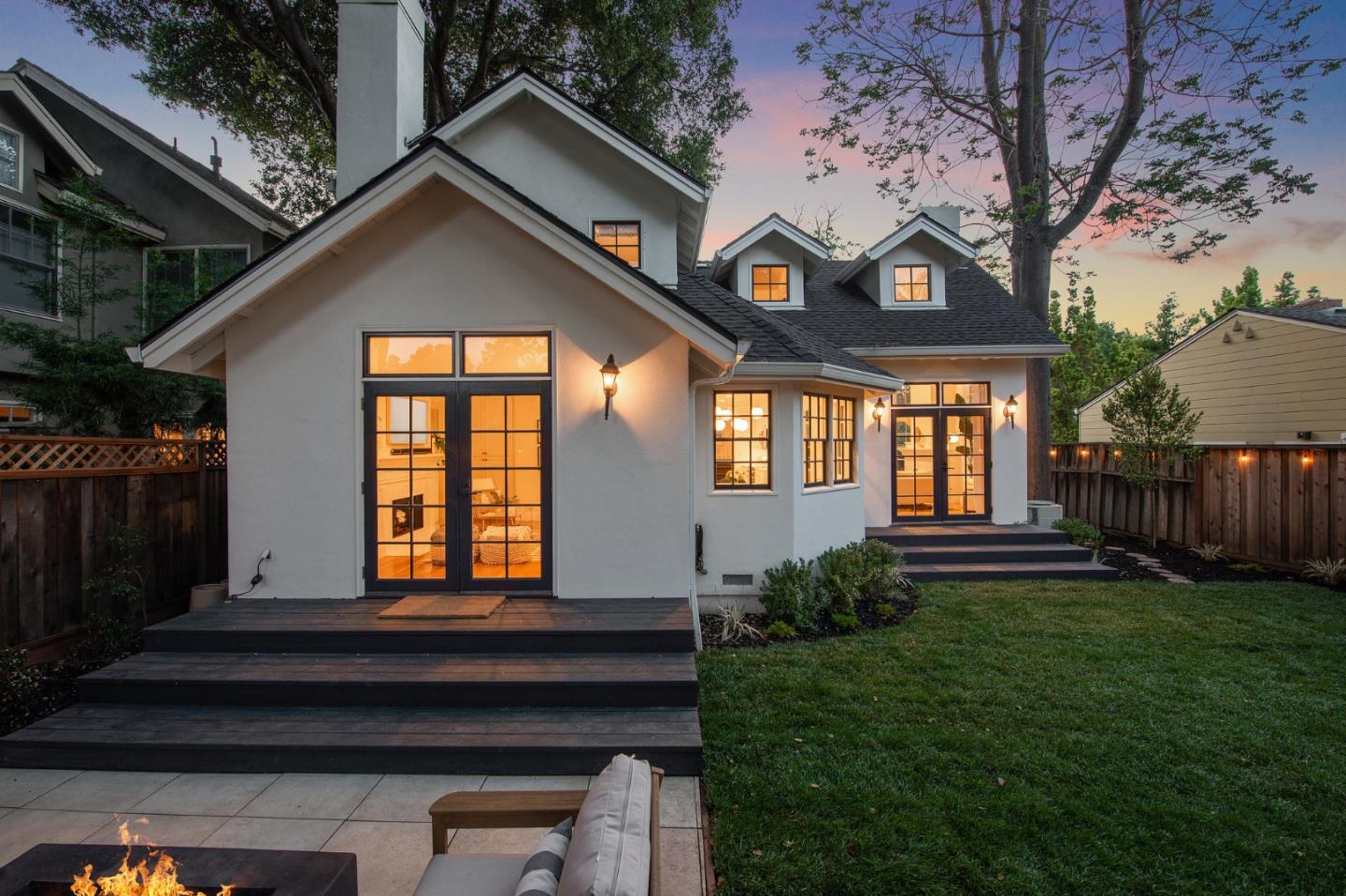 751 Partridge Avenue Menlo Park, CA 94025 - Photo 31 of 37 a front view of a house with garden
