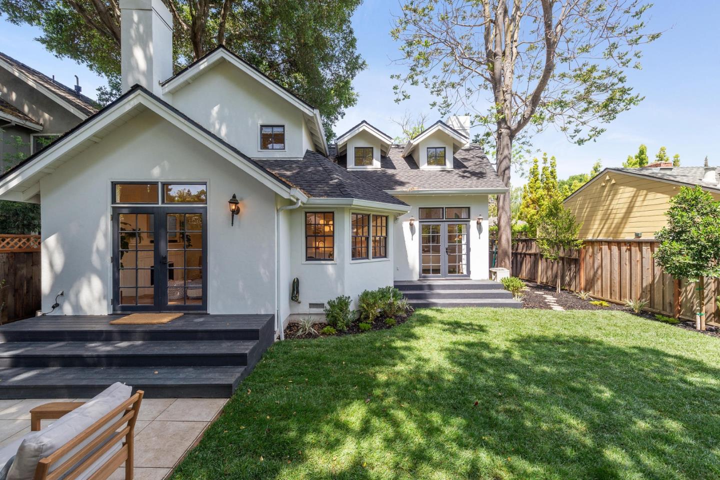 751 Partridge Avenue Menlo Park, CA 94025 - Photo 32 of 37 a front view of house with yard and green space