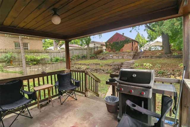 $167,500 | 218 South Rockford Avenue, Rockford, IL 61104