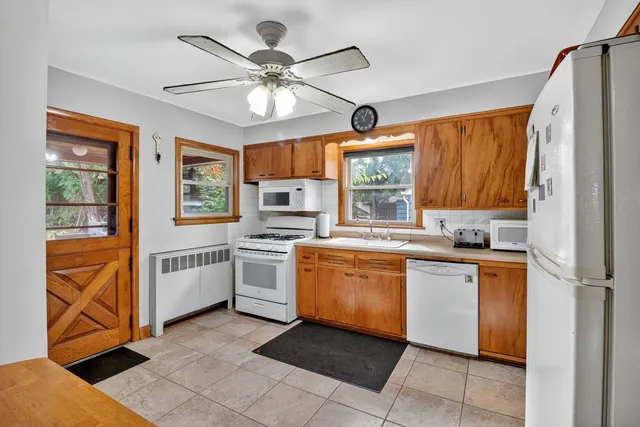 $167,500 | 218 South Rockford Avenue, Rockford, IL 61104