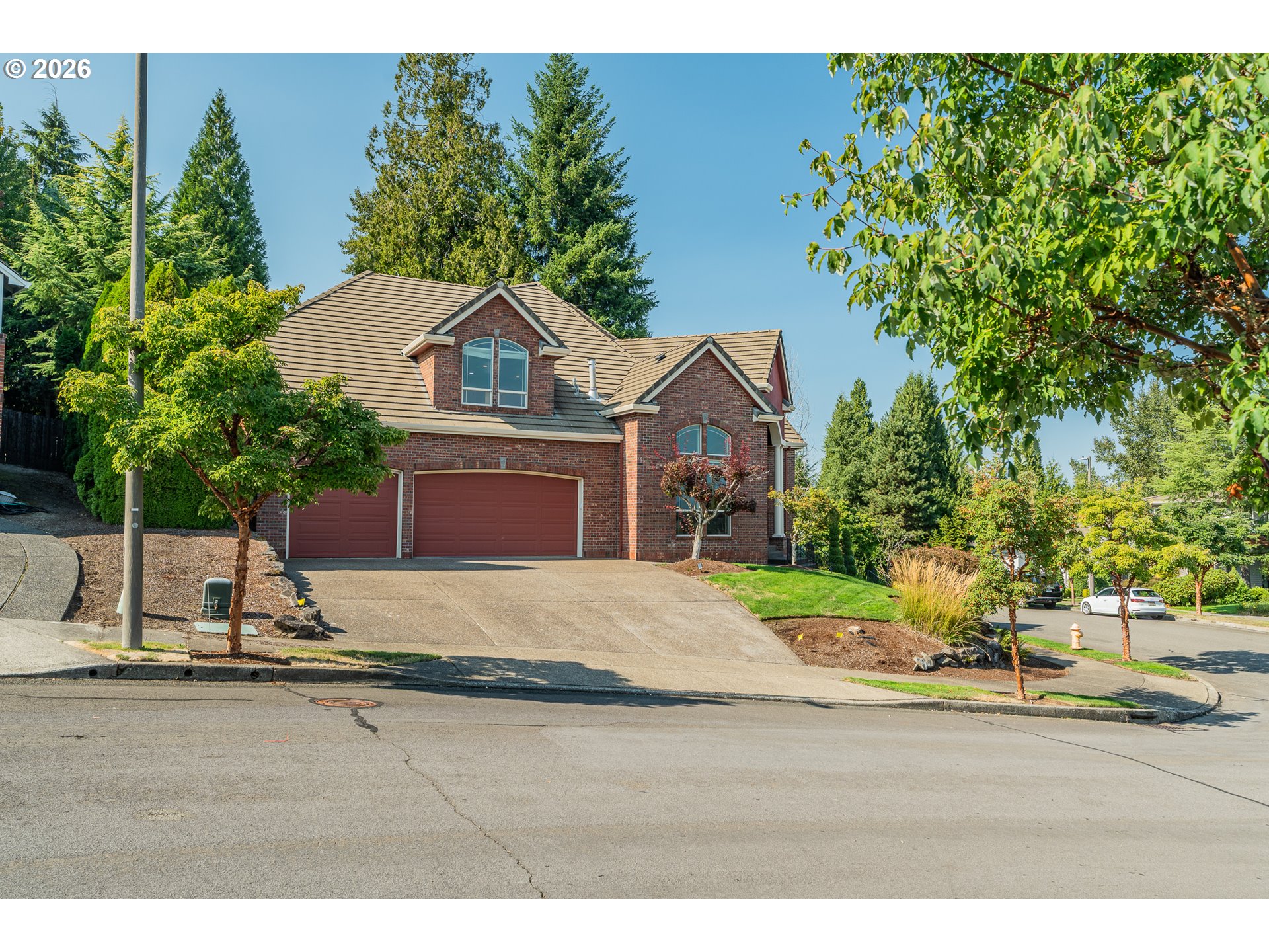 2909 Southeast Liberty Place Gresham, OR 97080 - Photo 2 of 48