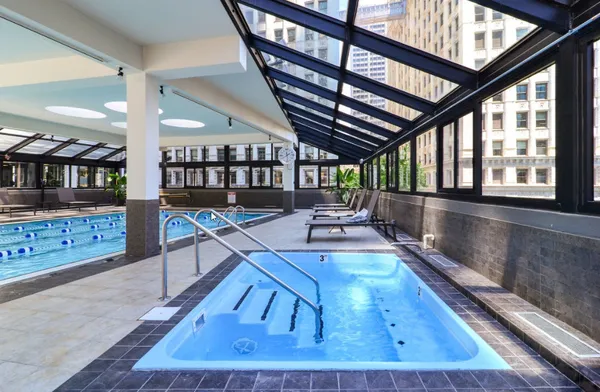 $1,950 | 405 North Wabash Avenue, Unit 1812, Chicago, IL 60611