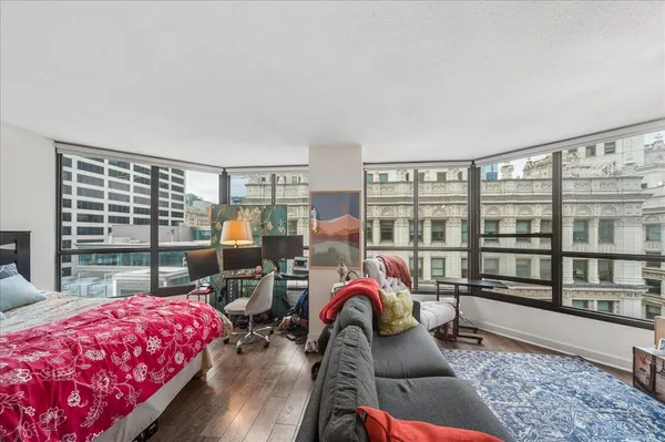 $1,950 | 405 North Wabash Avenue, Unit 1812, Chicago, IL 60611